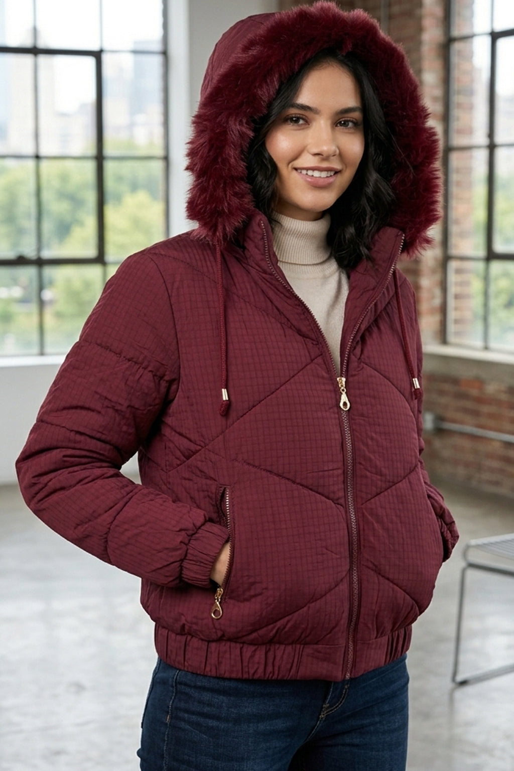Campera Puffer Premium Mujer con Capucha de Pelo e Interior Soft